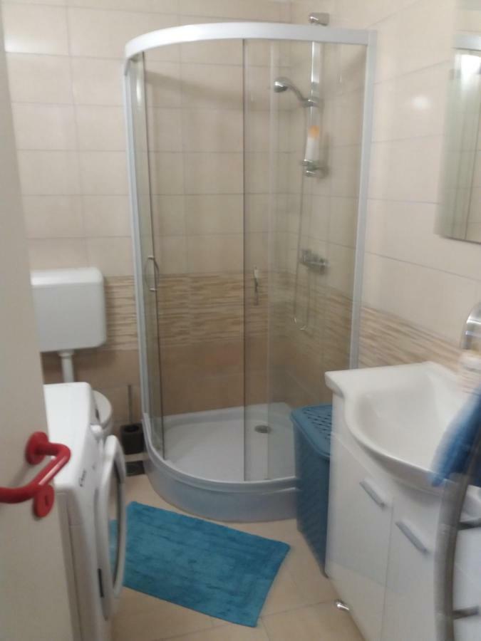 Apartment Tunel Hrušica Eksteriør billede
